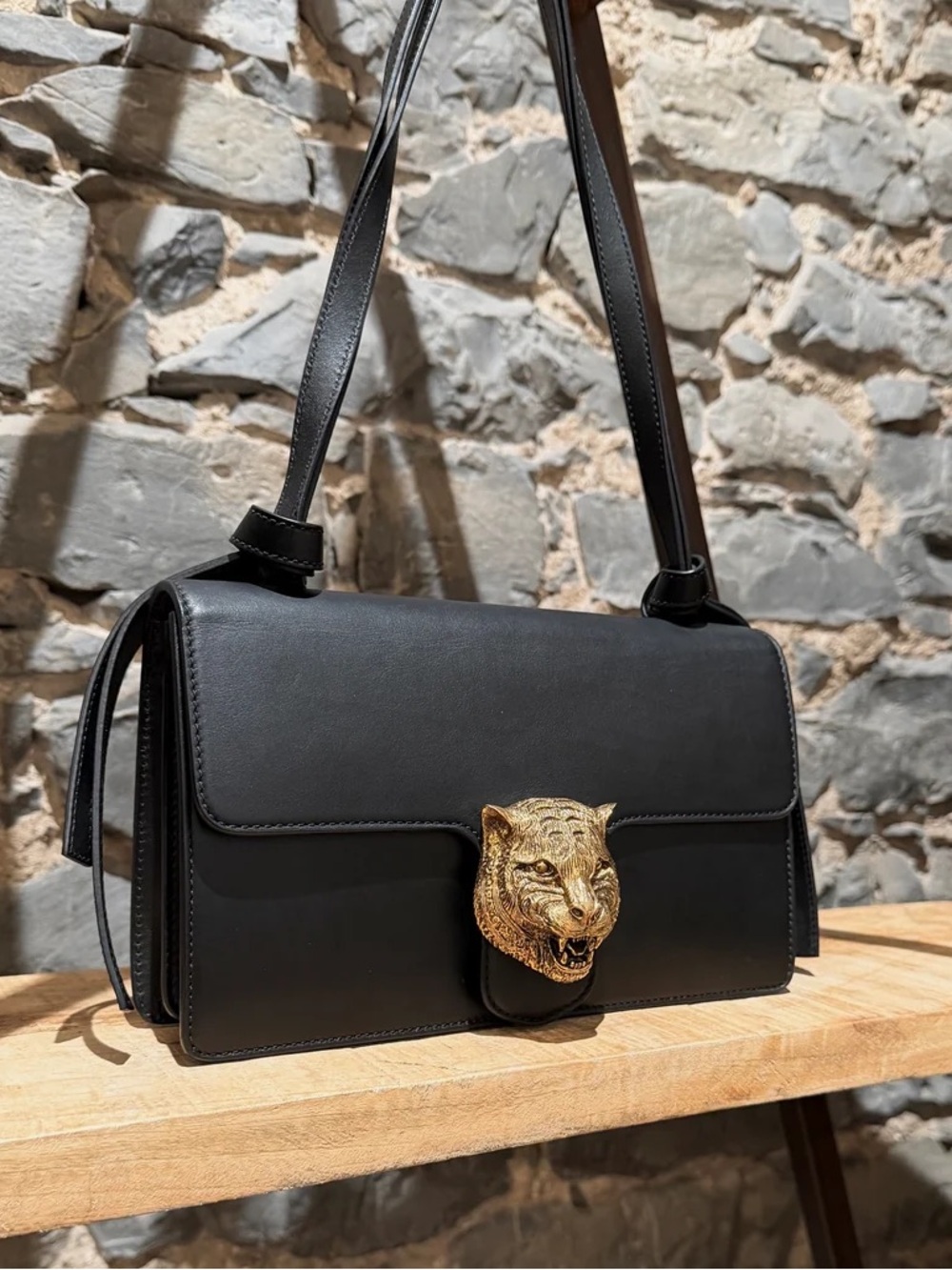 Gucci Animalier Tiger Shoulder Flap Bag Black Leather Gold Hardware Italy